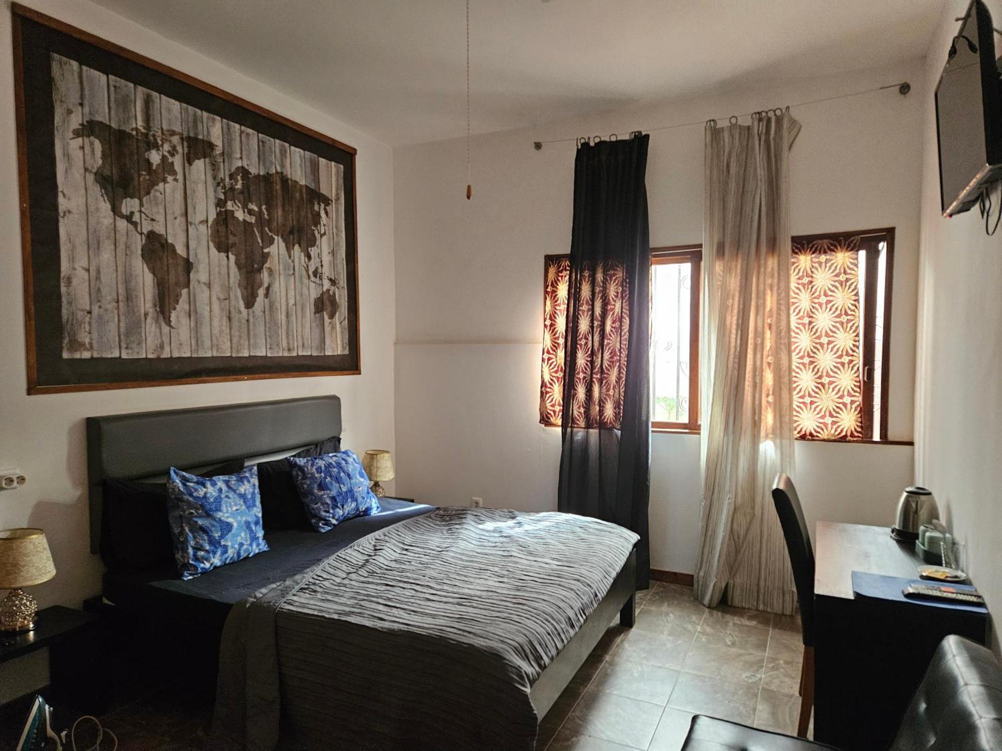 Blue Eagle Guesthouse - Casa De Hospedes Santa Maria Ngoại thất bức ảnh