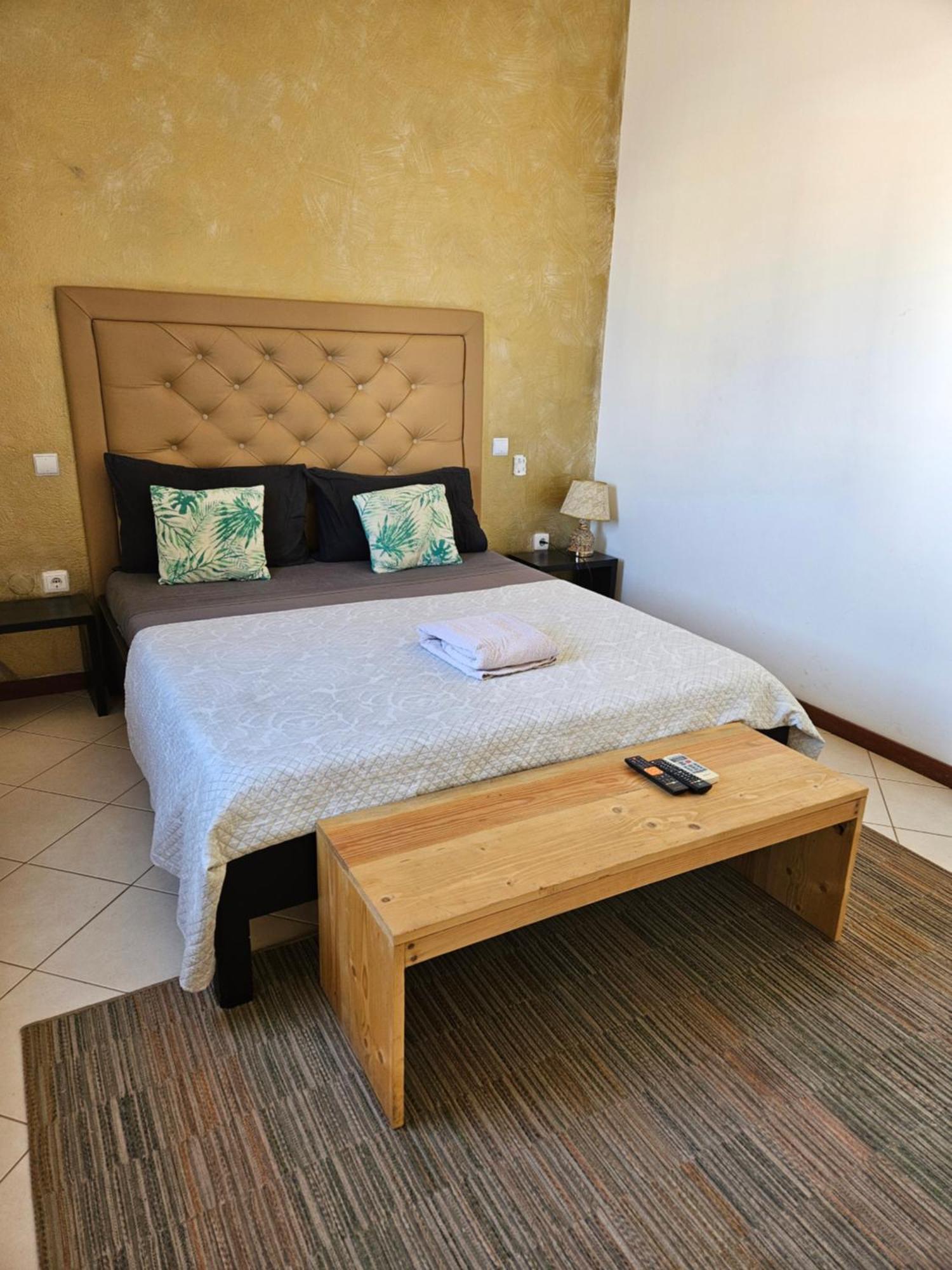 Blue Eagle Guesthouse - Casa De Hospedes Santa Maria Ngoại thất bức ảnh