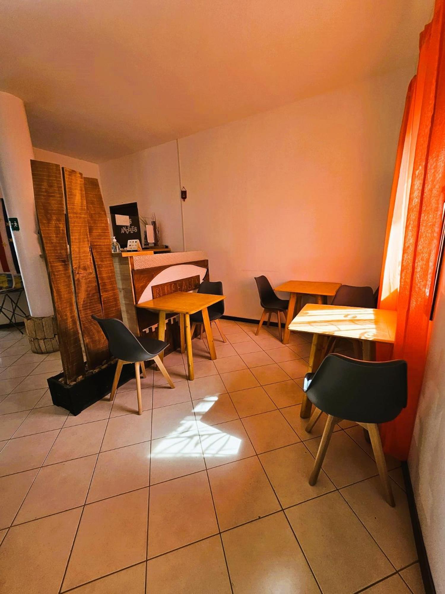 Blue Eagle Guesthouse - Casa De Hospedes Santa Maria Ngoại thất bức ảnh